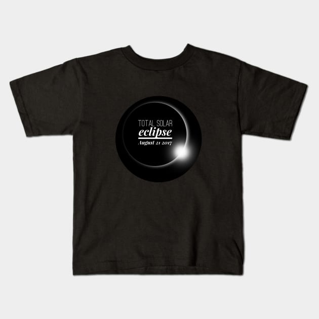 Total Solar Eclipse 2017 Kids T-Shirt by Leela